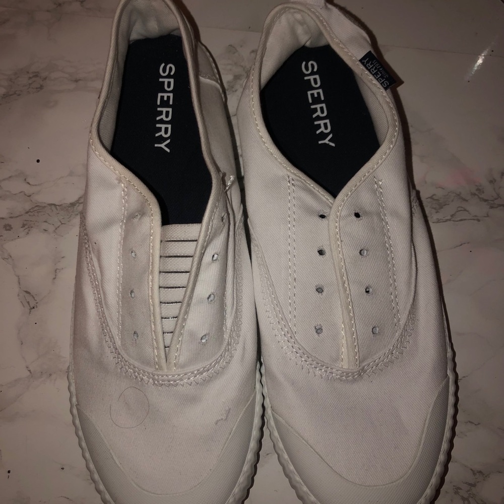Women’s size 10 Sperry’s